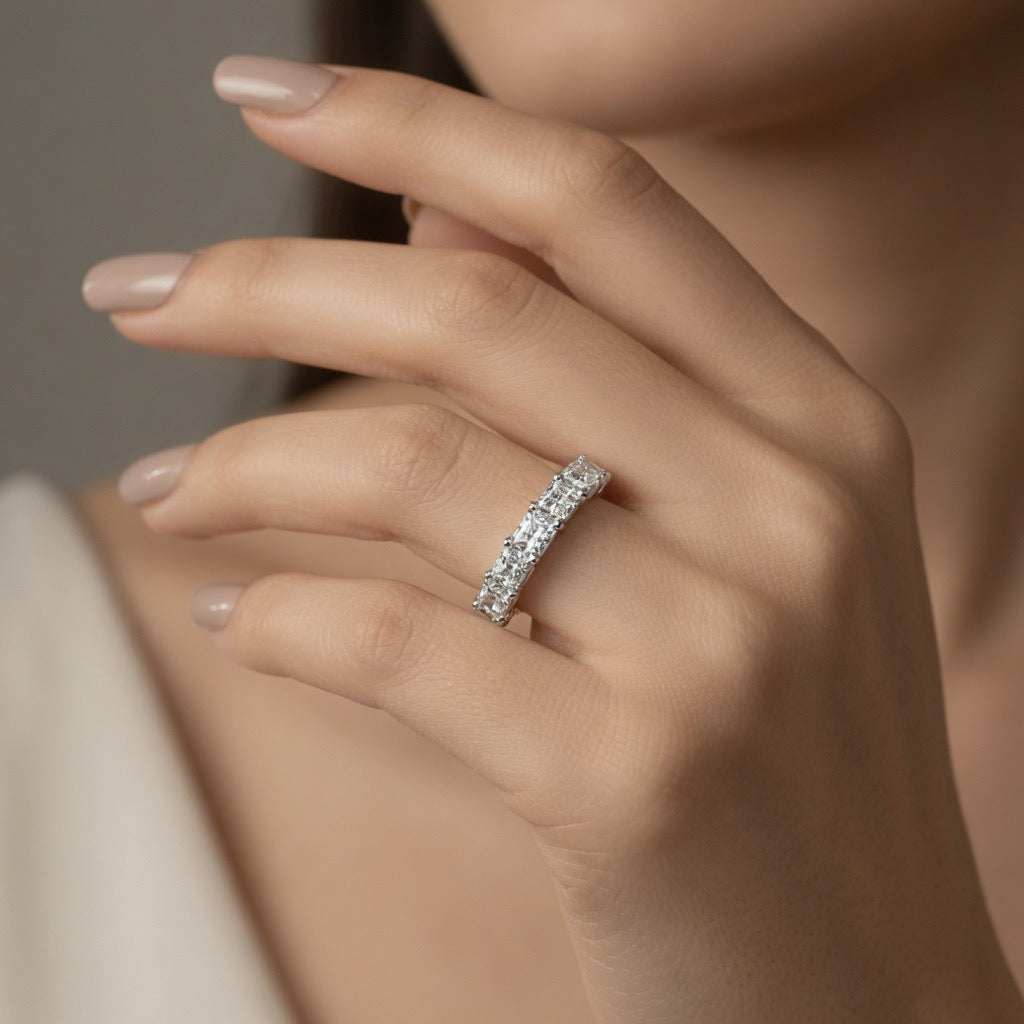 Emerald Diamond Band